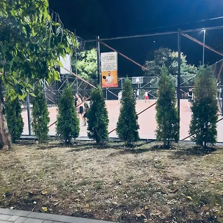 Nikolas House Barbeque 別荘 キシナウ